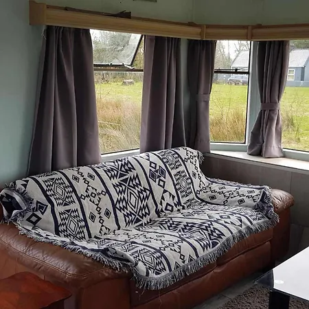 2 Bed-sleeps 4-free Parking-pet Friendly *